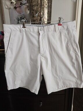 PUMA Dealer Golf Shorts, 38 X 8, Ivory